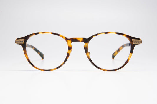 Nathan Dutil Eyewear Lifestyle and fashion Japan eyewear