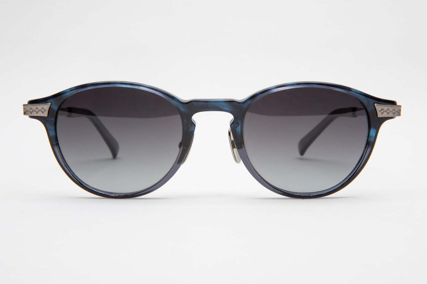 Nathan Dutil Eyewear Lifestyle and fashion Japan sunglasses